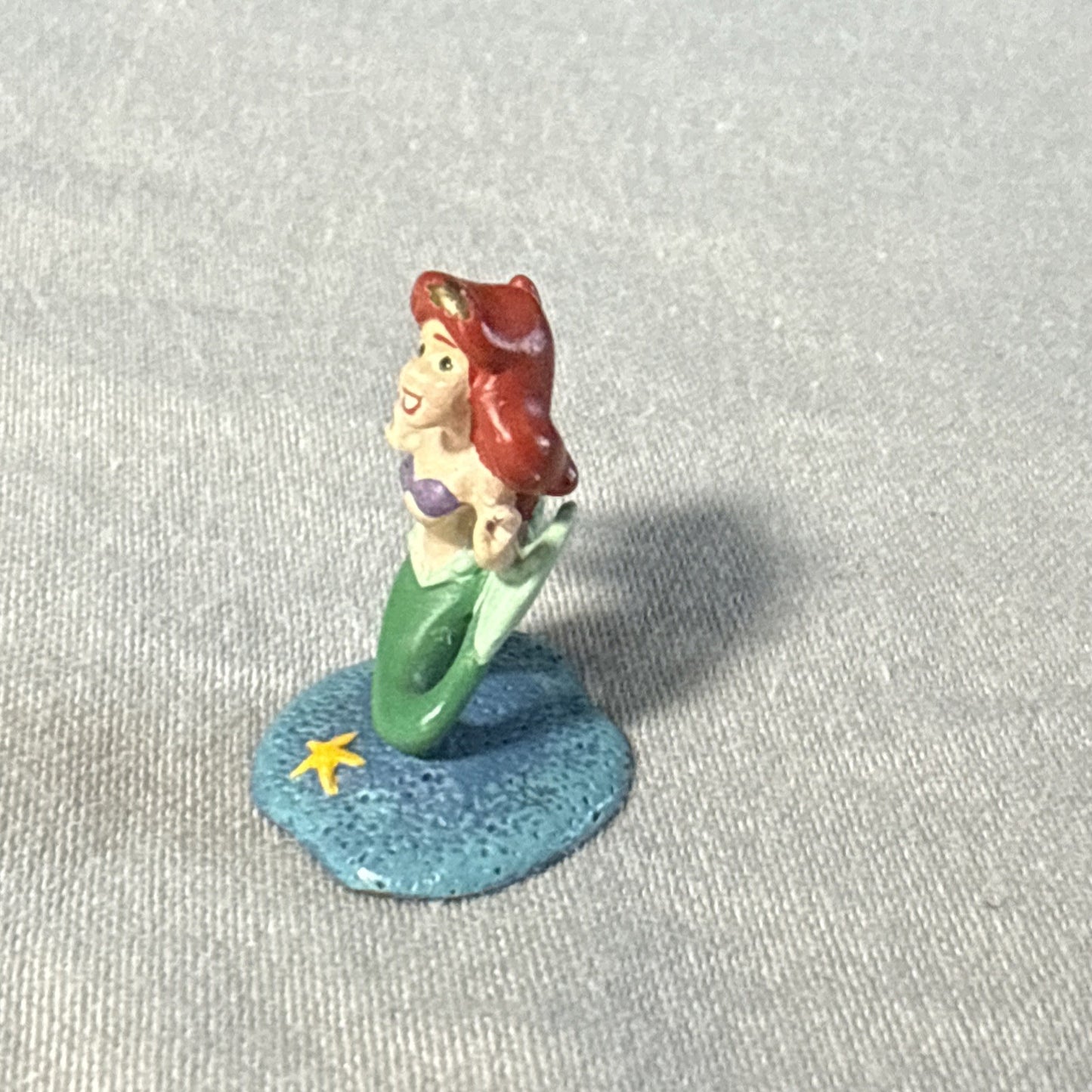 Disney Ariel Figurine Enchanted Places Little Mermaid Mini 1" Die Cast Figureine