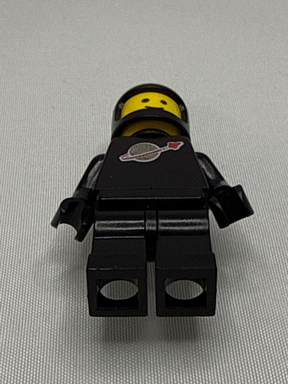LEGO Vintage Black Torso Astronaut Classic Space Minifigure Gold Planet Logo 80s