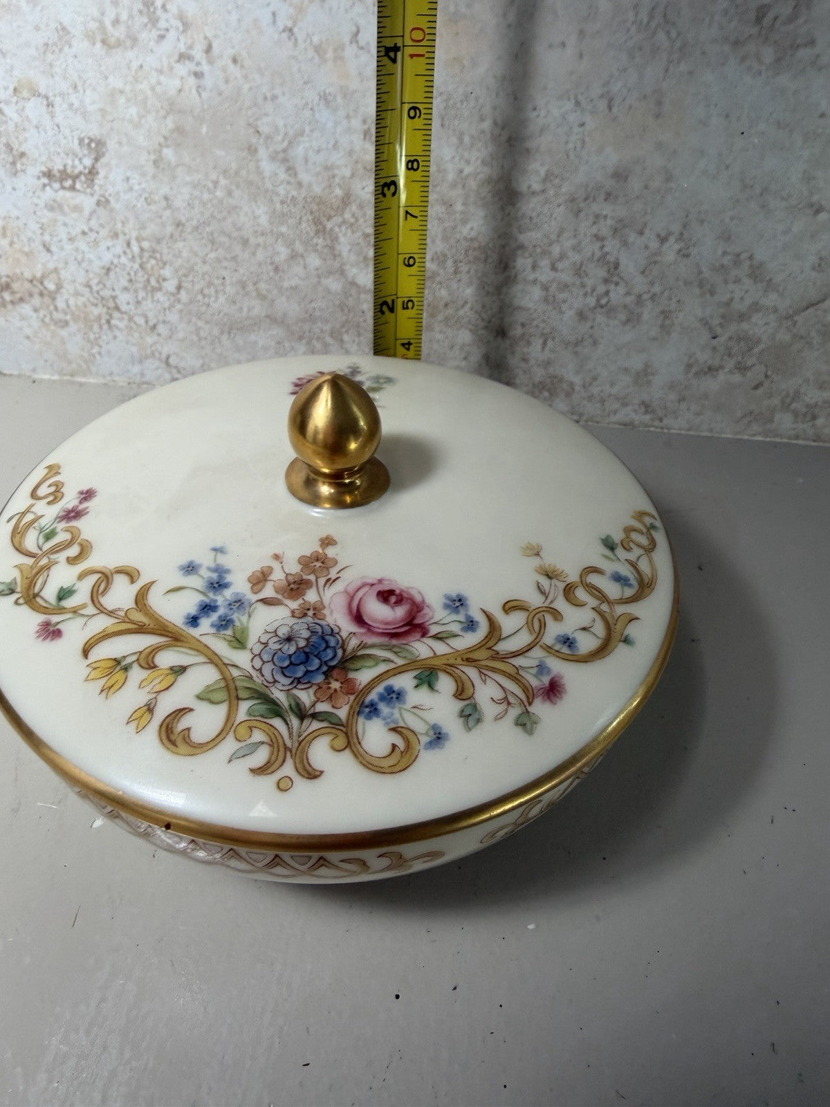 Lenox Queens Garden 5 Piece Lot Vases Covered Dish Salt Pepper Shakers Floral