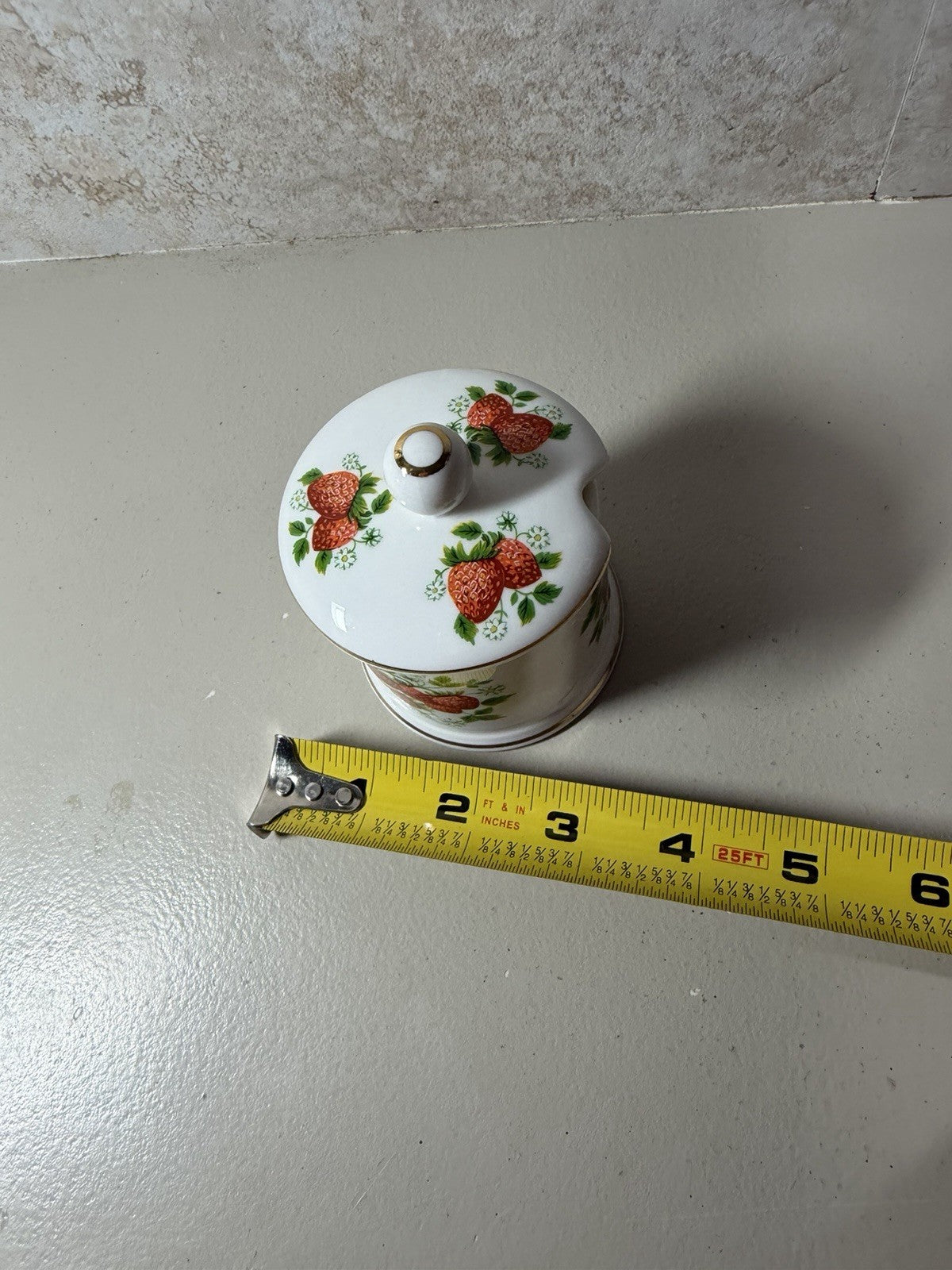 Fortnum Mason Strawberry Jam Jelly Jar Piccadilly London Porcelain England 3"