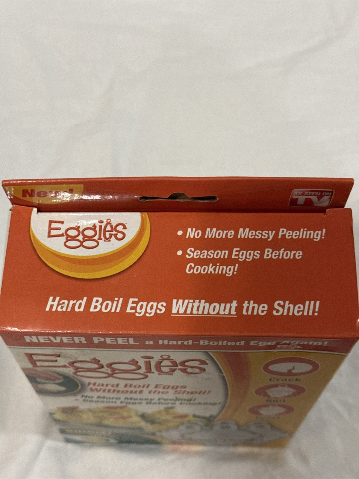 EGGIES Hard Boiled Egg Maker Crack Boil Twist No Peeling As Seen On TV