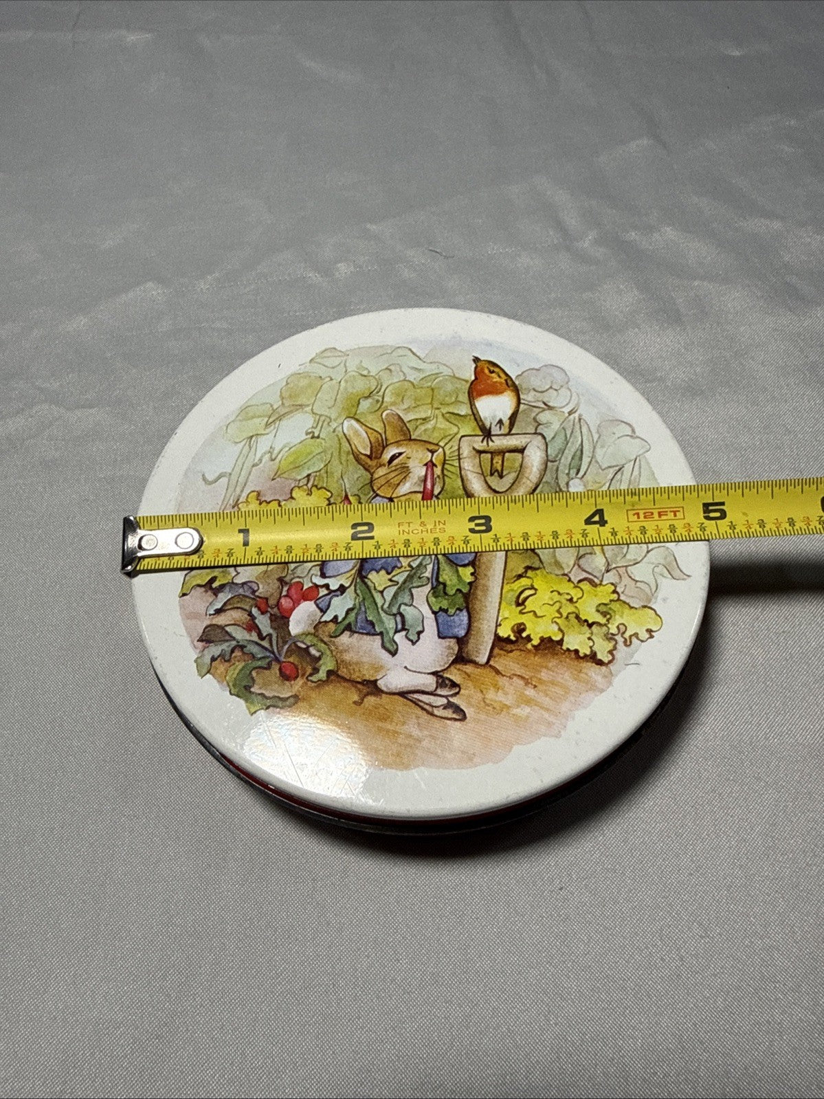 Vintage Peter Rabbit Huntley Palmer Biscuit Tin Red Round England