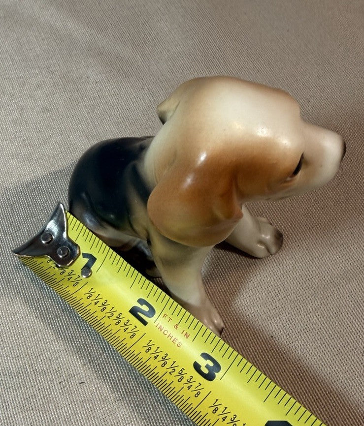 Vintage Inarco Porcelain Beagle Puppy Figurine E2074 Dog Statue 2.5”