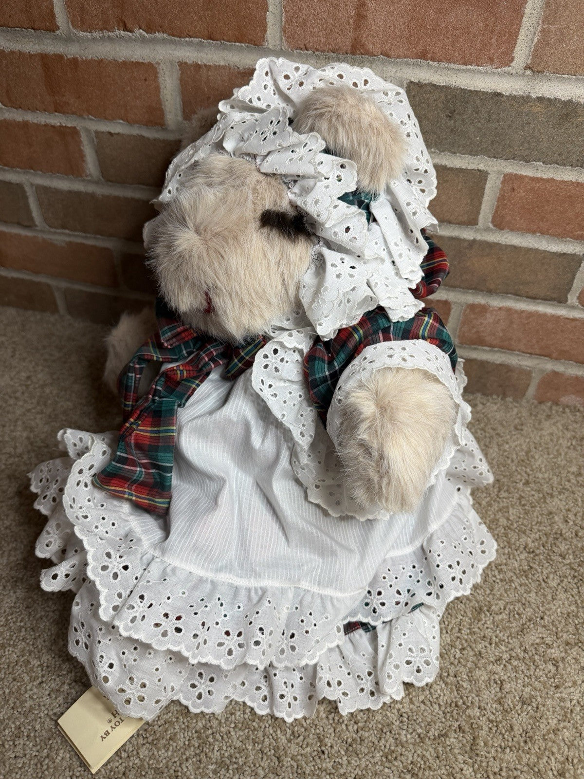 Vintage 1976 Ms Noah Plush Teddy Bear Mama Bear Plaid Eyelet Bonnet Dress Doll