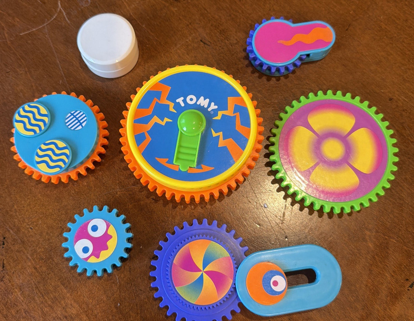Vintage TOMY Gearation Refrigerator Magnet Set 1999 Tested Working Gears