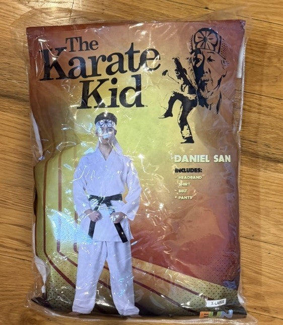 The Karate Kid Daniel San Costume White Karate Gi Black Belt Adult XL Halloween