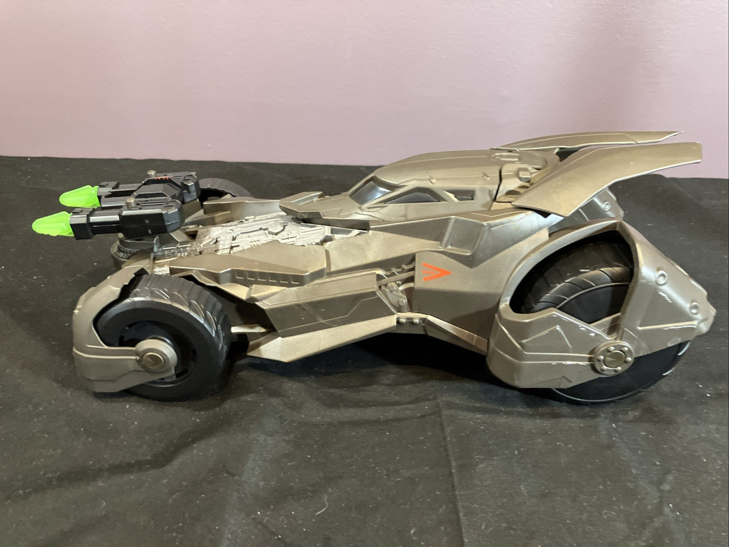 Batman Batmobile Toy Vehicle with Green Rockets 6" + Batman Figure DC