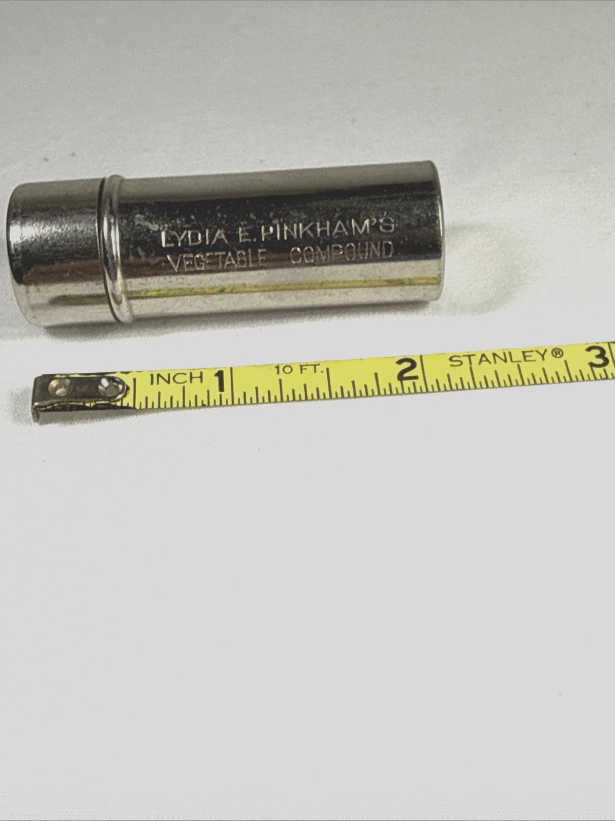 Lydia E. Pinkham’s Vegetable Compound Medicine Pills Metal Vile Case 2 inch