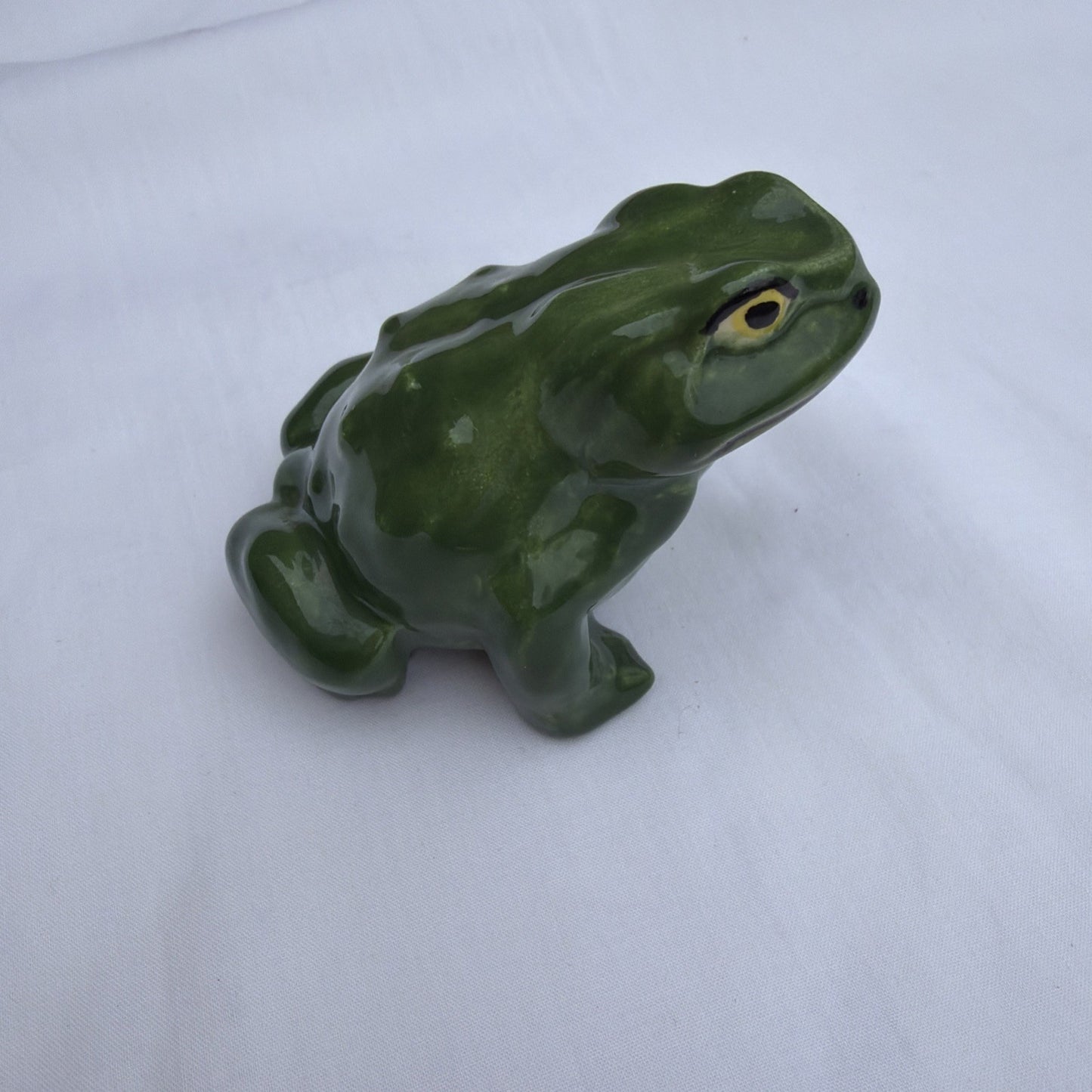 Vintage Angry Frog Ceramic Figurine Yellow Eyes Hand Painted 2.5