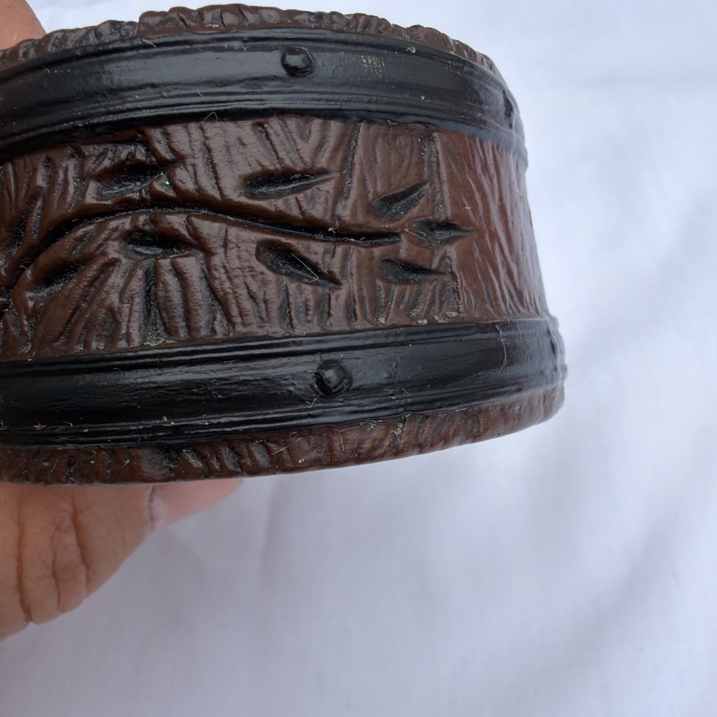Vintage Etched Barrel Trinket Box Resin Ceramic Keepsake Storage 2"x2"