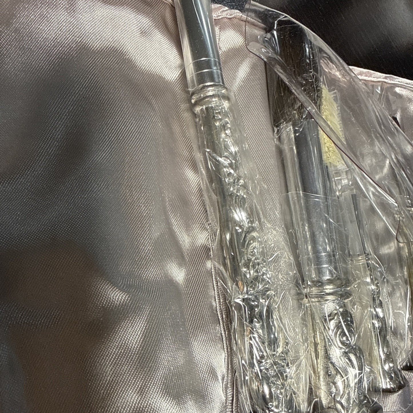 VINTAGE 1989 exclusive Godinger Silver BRUSH SET 6pc w/carrying pouch