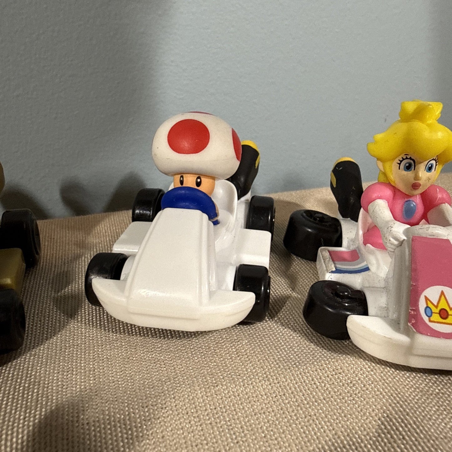 Nintendo Mario Kart Figures Lot of 9 Peach Mario Luigi Toad Donkey Kong Shell