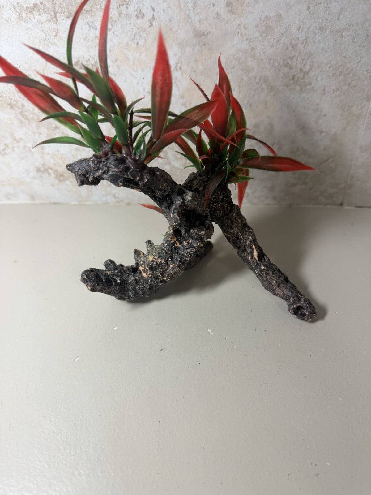 Aquarium Decorations Resin Rock Cave Coral Driftwood Plants Fish Tank Lot of 5
