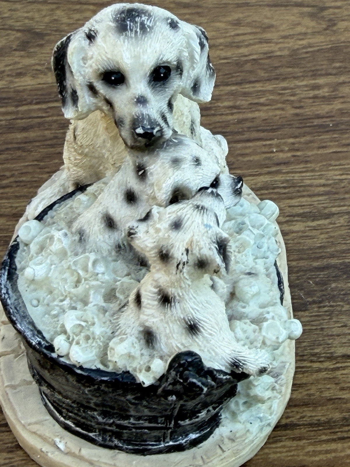 Youngs Collectables Dalmatian Dog Figurine Family Bath Scene 4"x3"