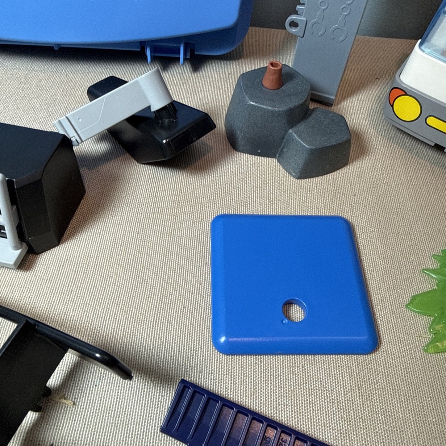 Playmobil Replacement Parts Accessories Lot Cases Furniture Tools Animals Bulk