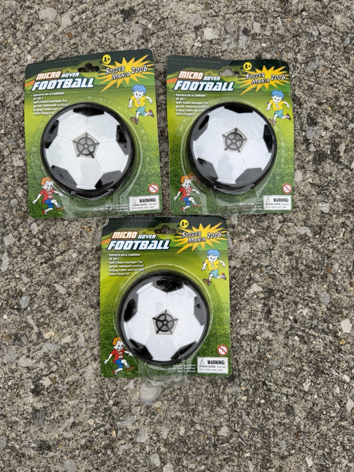 Micro Hover Football Soccer Mania 2006 Battery Operated Toys Lot of 3 New Sealed