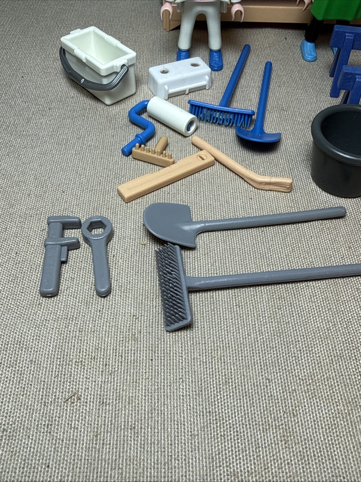 Playmobil Construction Site Figure Lot Scaffold Tools Painter Accessories