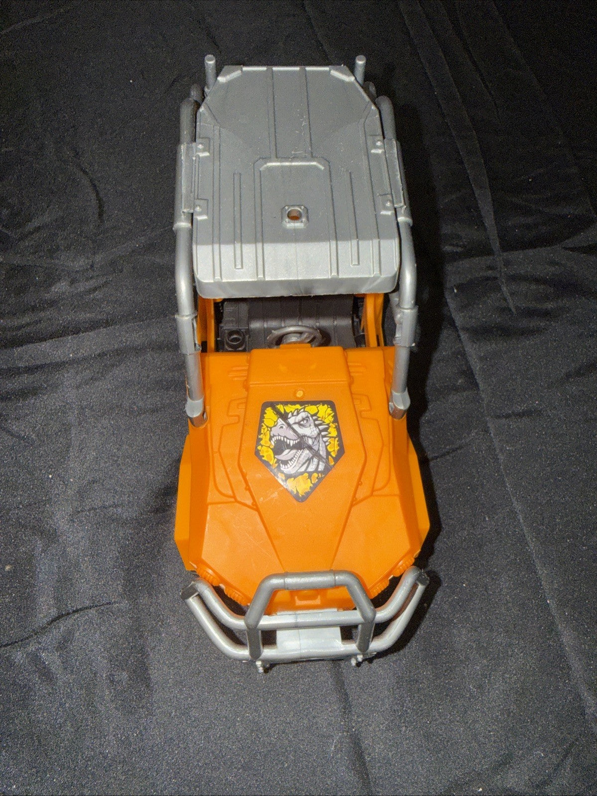 Chap Mei Dino Valley Orange Jeep Off-Road Vehicle Roll Cage SUV with 2 Figures