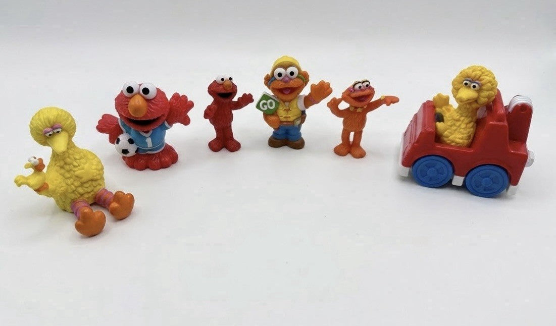 Vintage Sesame Street Characters Mini-Figures Big Bird Oscar Elmo Zoe Lot Of 7