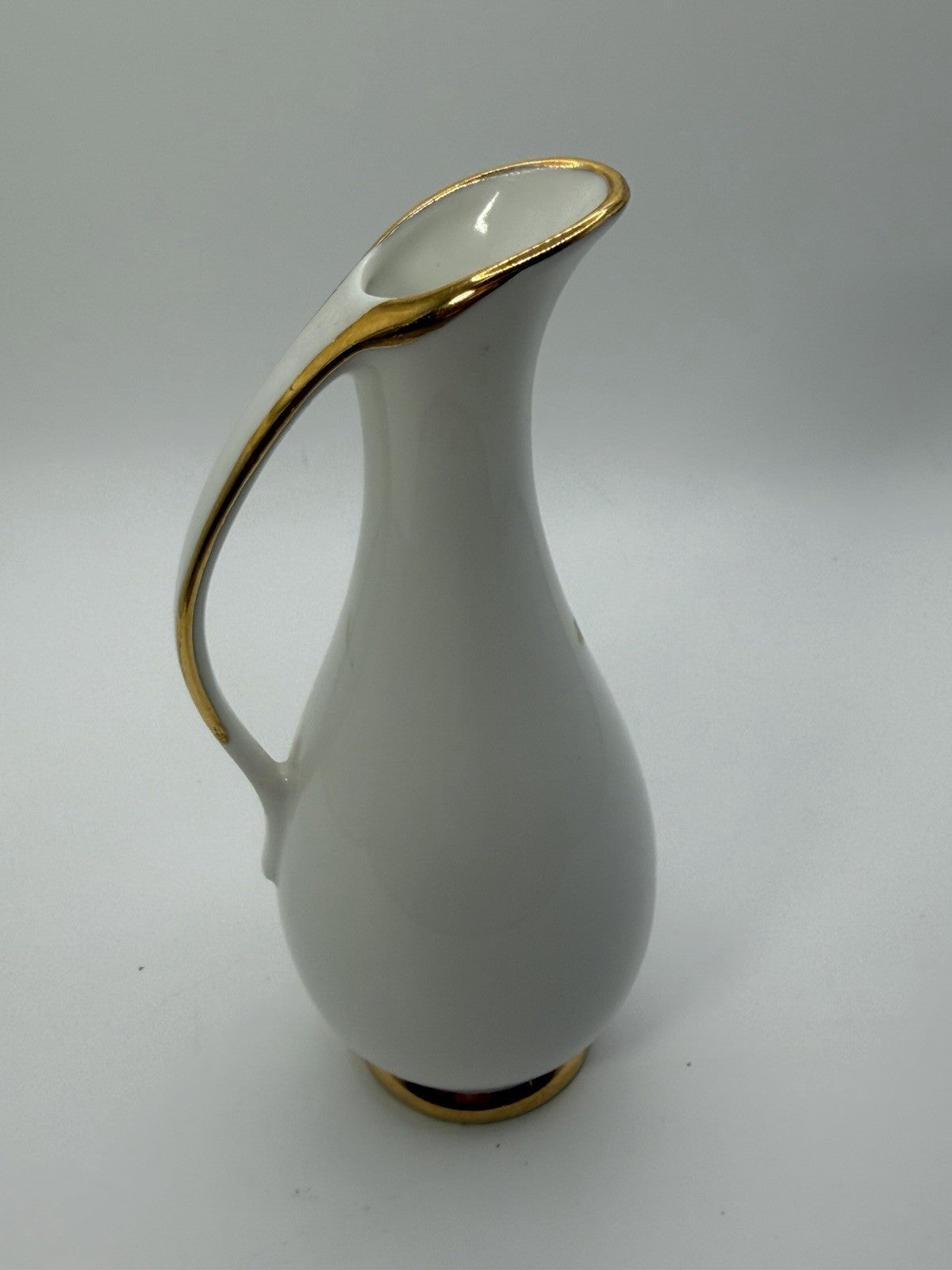 Vintage Texas Bluebonnets Vase with Gold Trim and Handle