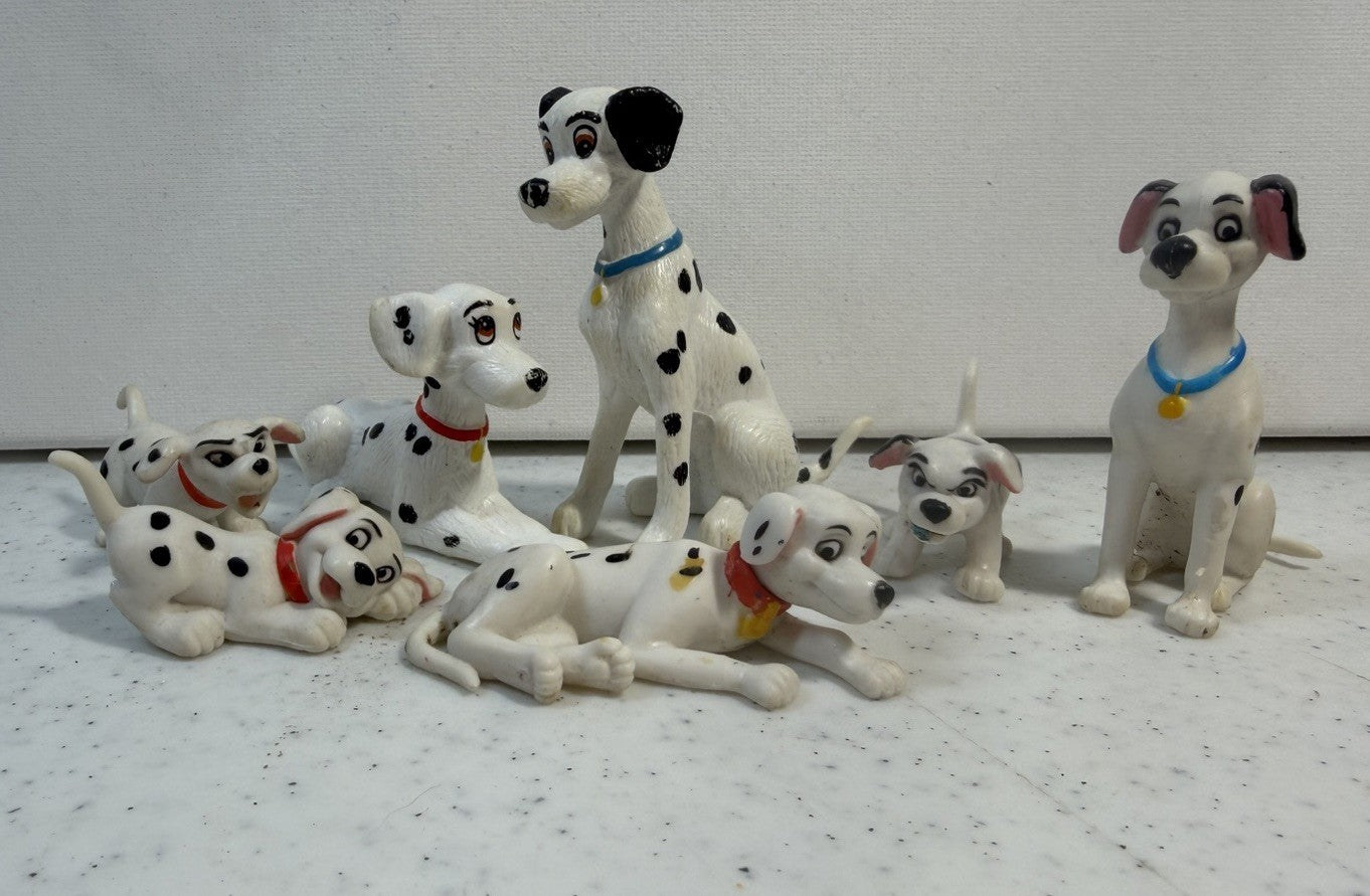 Vintage 1996 McDonalds 101 Dalmatians Toy Lot 21pc Cruella & 1978 Smuckers Book