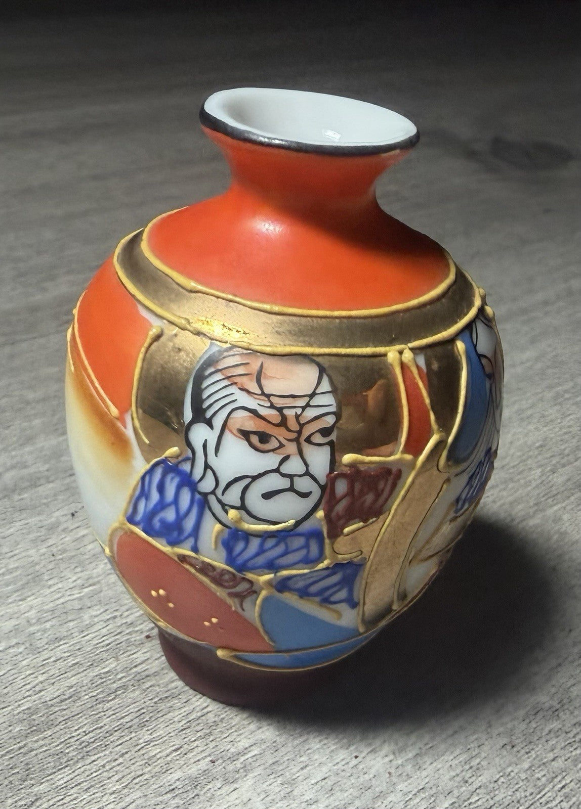 Vintage Japanese Moriyama Pottery Bud Vase Moriage Style Deruma & Guan Yin