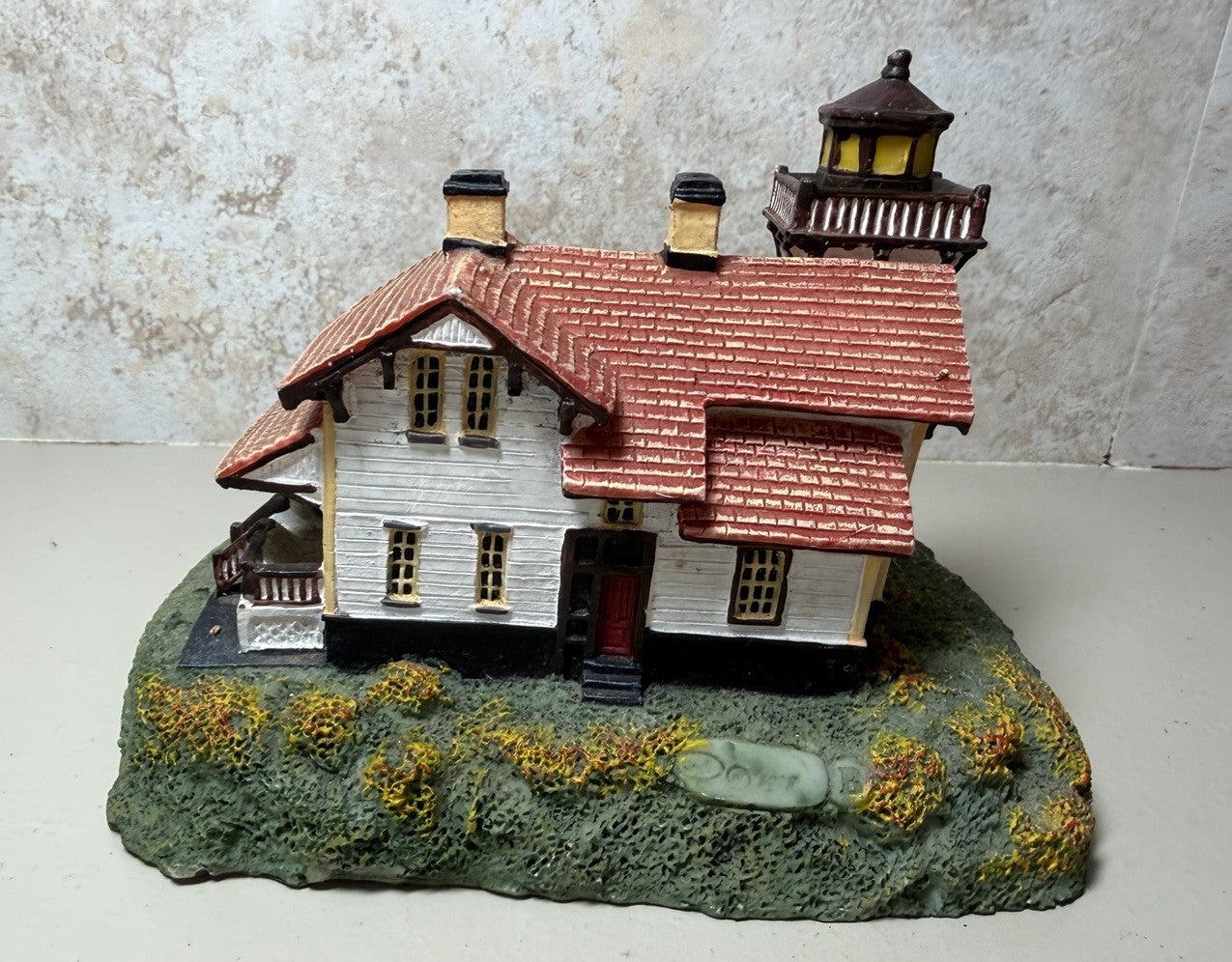 Lighthouse Figurine Coastal Ocean Beach House Cottage Nautical Resin Statue