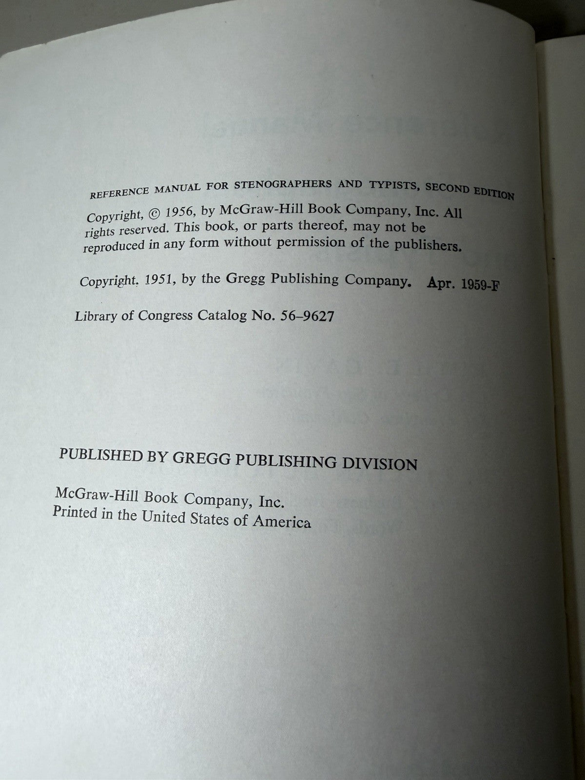 Reference Manual Stenographers Typists Gavin Hutchinson 1956 McGraw Hill 2nd Ed