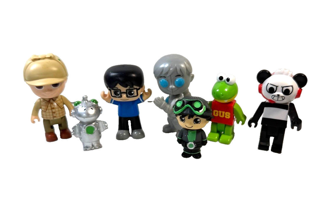 Ryans World Mini Figure Lot 7pc Combo Panda Gus The Gummy Gator Detective Ryan