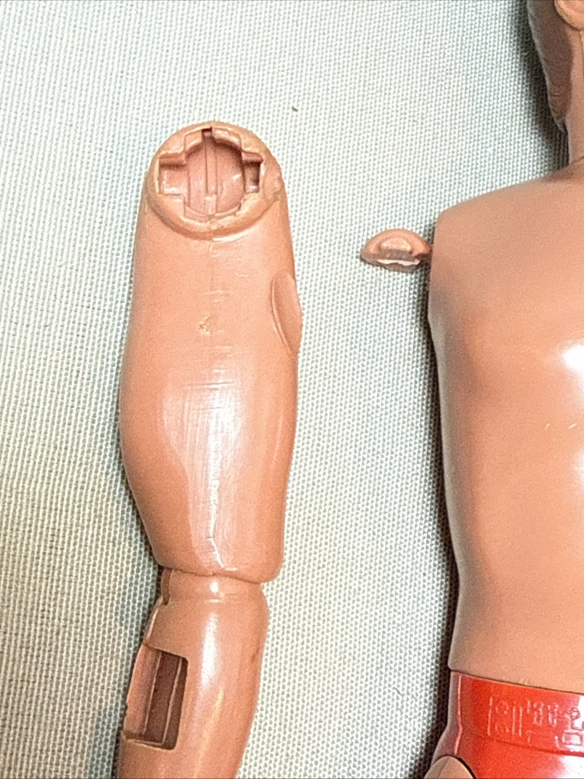 1975 Six Million Dollar Man Steve Austin Figure Outfit Repair Station Lot