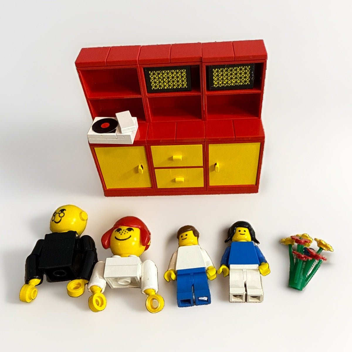 Vintage LEGO 268 Homemaker Family Room Set Minifigures Incomplete 1979 Parts
