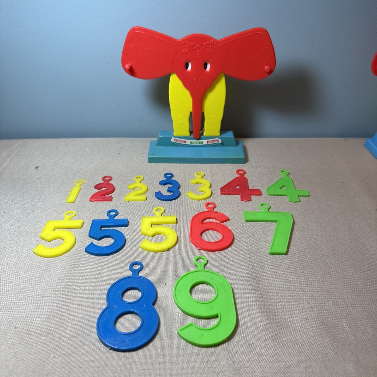 Vintage Mego Elephant Balancing Scale Learning Toy Hong Kong Complete Numbers