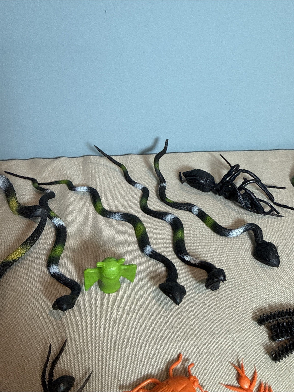Vintage Rubber Creepy Crawlers Snakes Insects Halloween Toy Lot 17 Bugs Reptiles