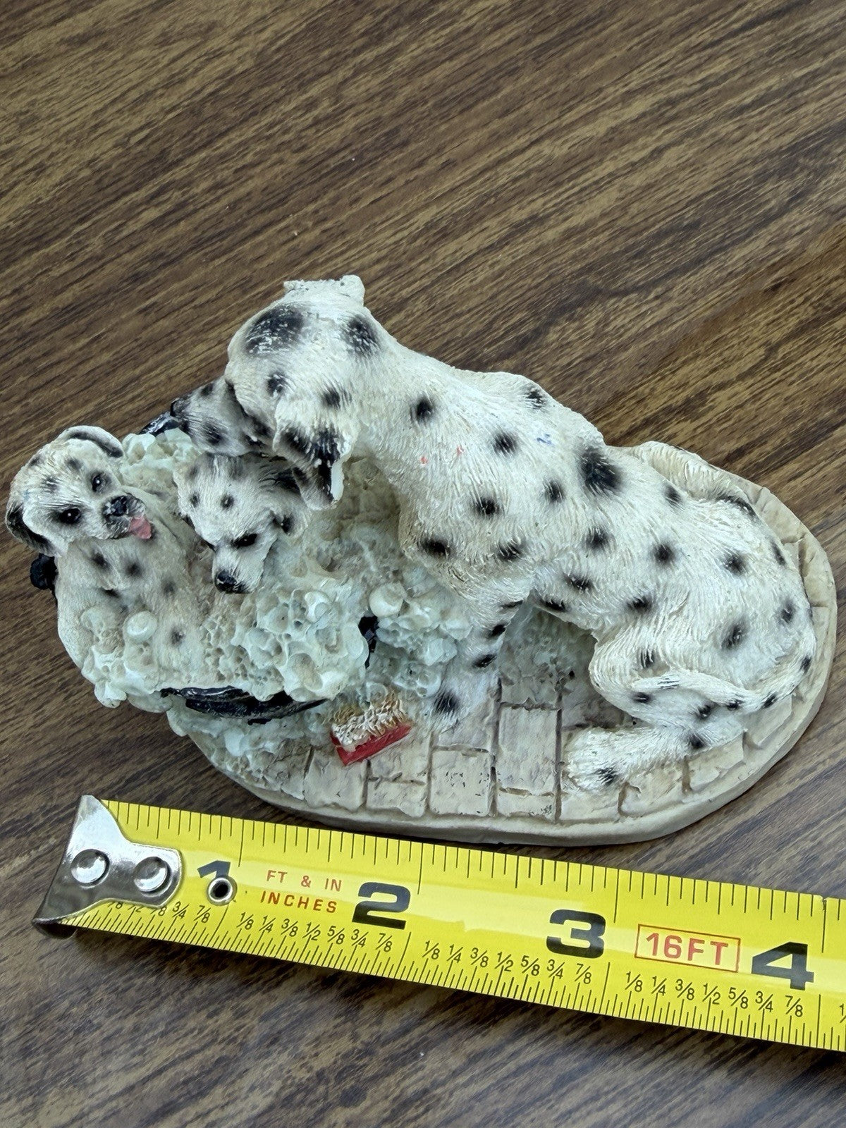 Youngs Collectables Dalmatian Dog Figurine Family Bath Scene 4"x3"