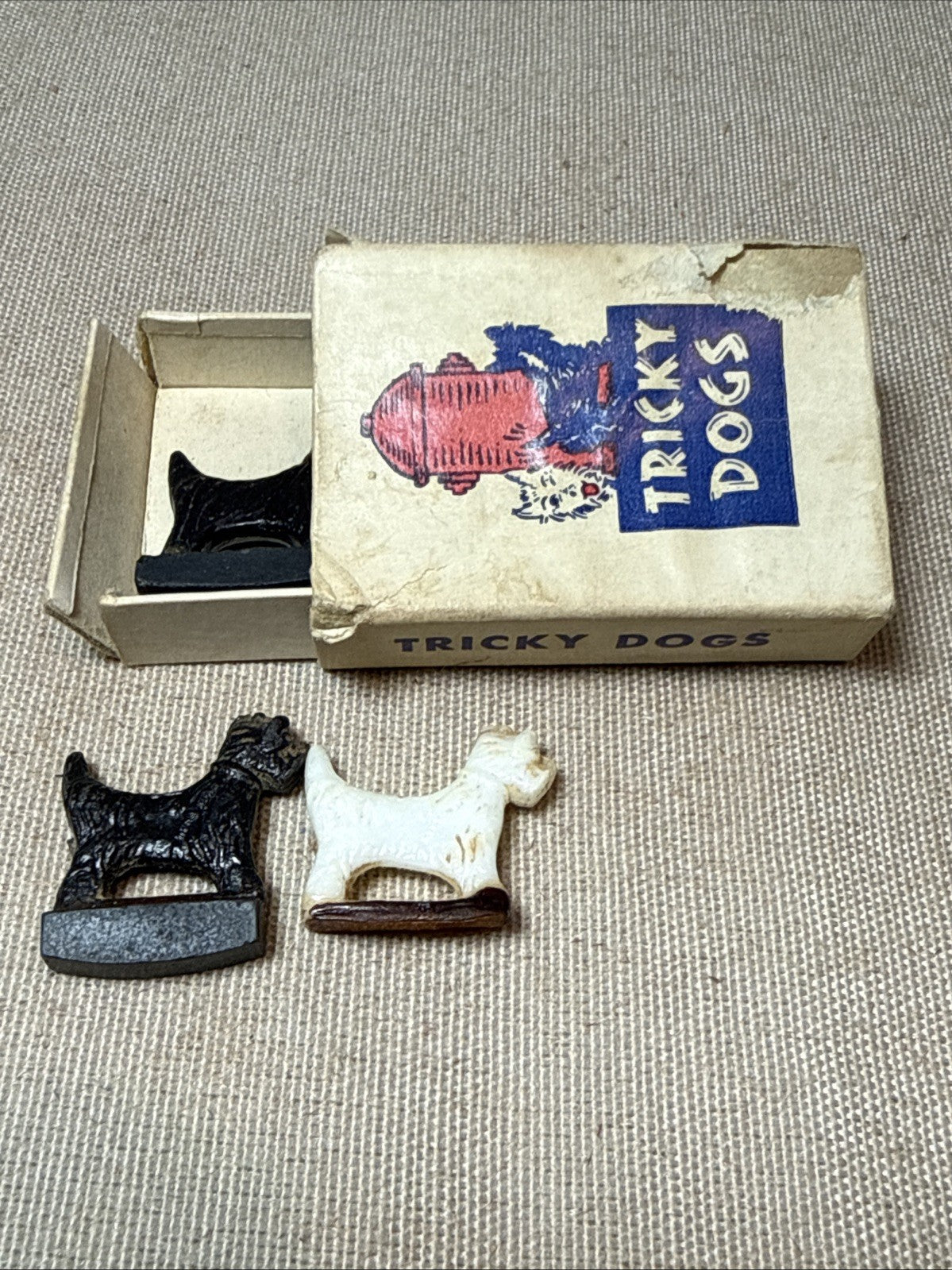 Vintage Tricky Dogs Magnetic Scottie Dogs Game Original Box