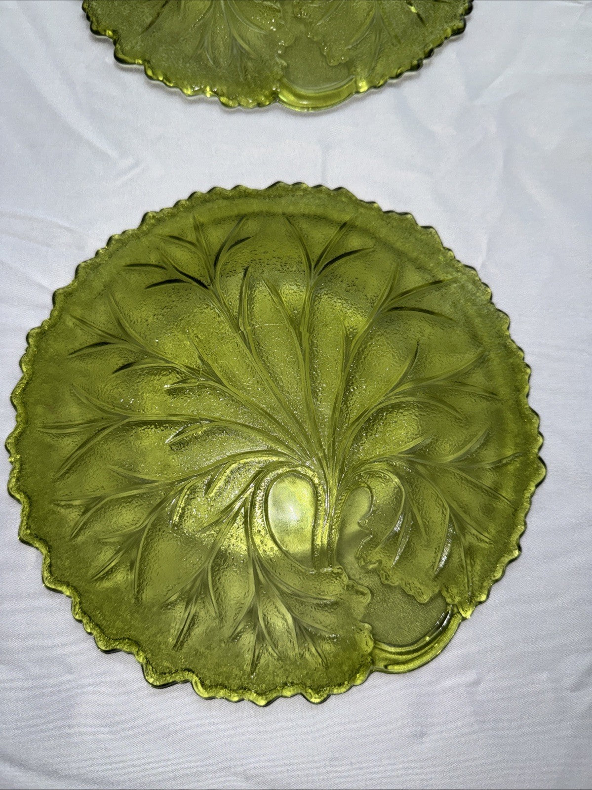 Indiana Glass Tree of Life Avocado Green 8.5" Plates Set of 6