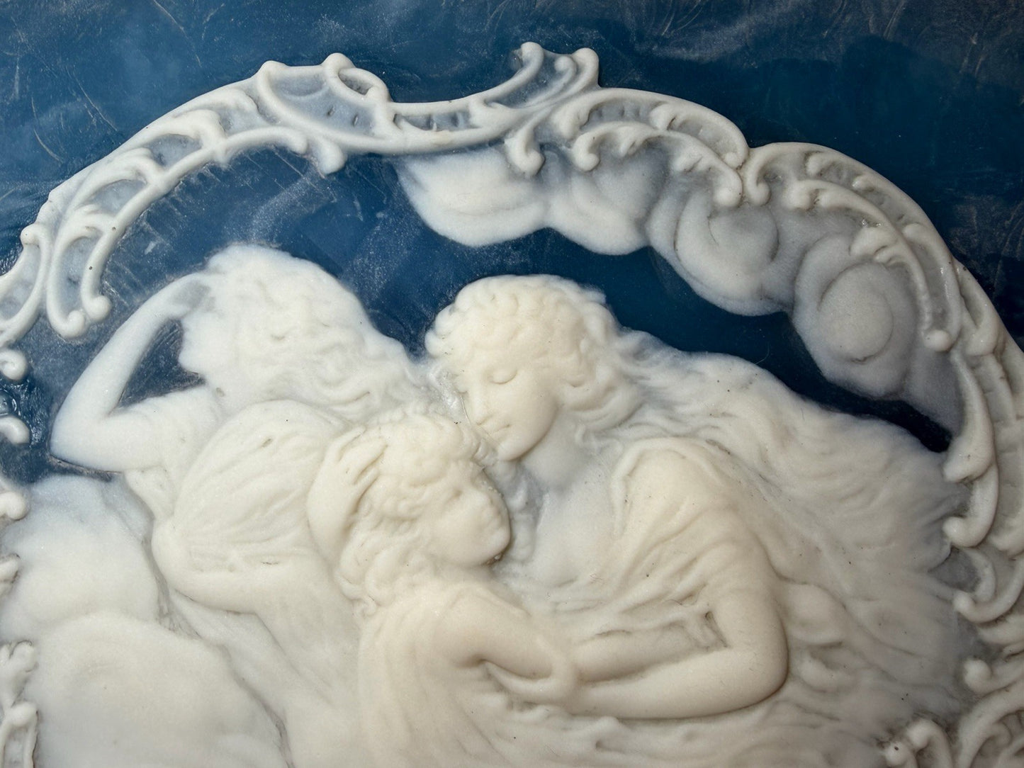 Vintage Incolay Stone Nimbus Three Maidens Blue Cameo Jewelry Box 1979