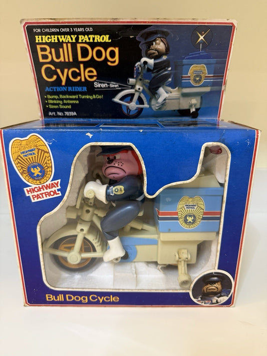 Vintage Highway Patrol Bull Dog Cycle Action Rider Police Motorcycle Toy 7839A