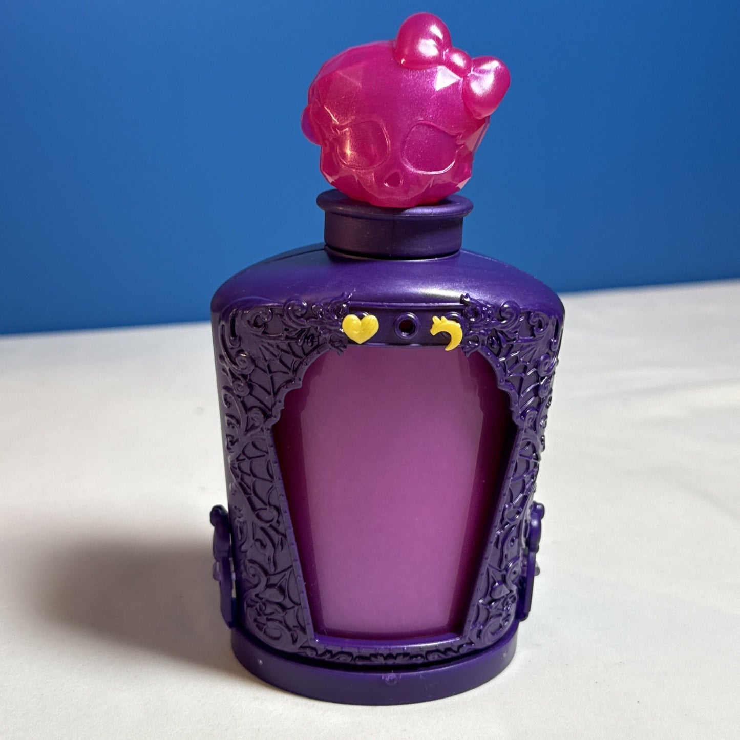 Monster High Draculaura Powder Room Accessories Clawdeen Mini Bottle Doll Lot