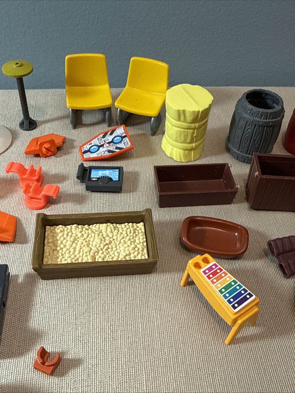 Vintage Playmobil Accessories Lot 100+ Pieces Weapons Tools Furniture Animal