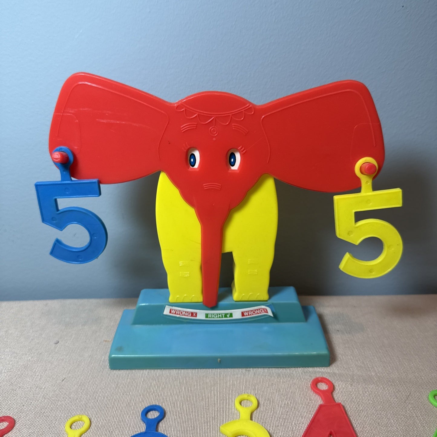 Vintage Mego Elephant Balancing Scale Learning Toy Hong Kong Complete Numbers