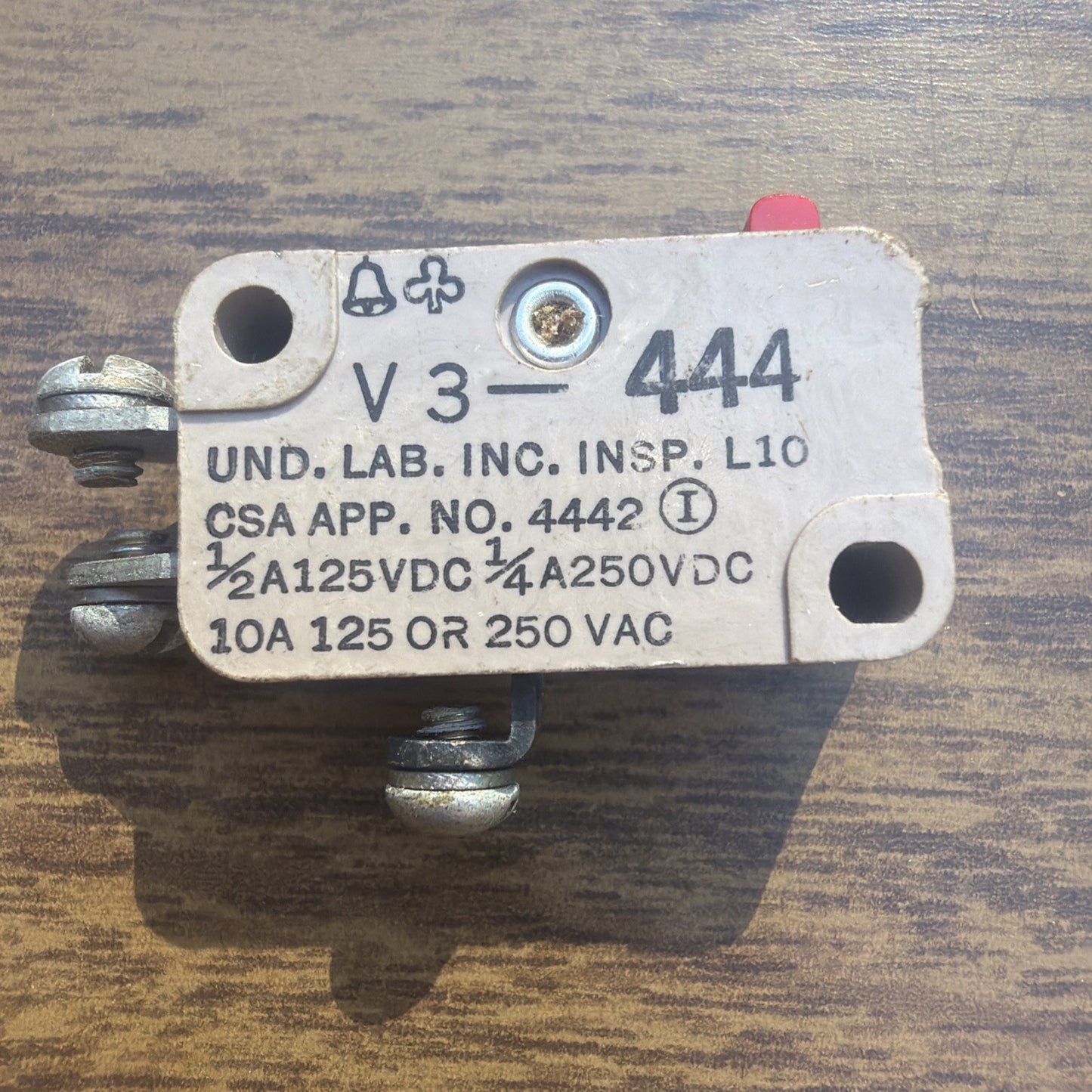 Lot Of 4 Micro Switches V3 444 V3 1 Industrial Electrical Parts