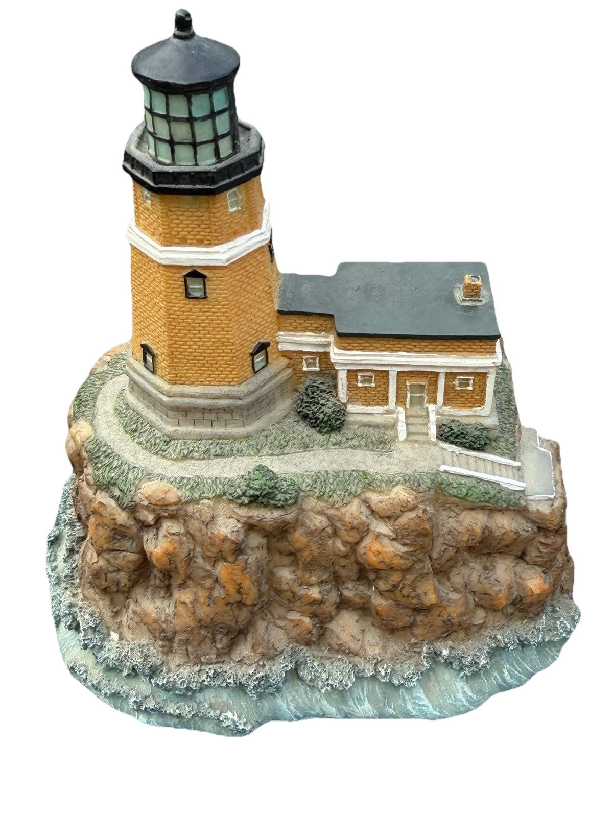 1999 American Heritage Split Rock Lighthouse Figurine Youngs Inc