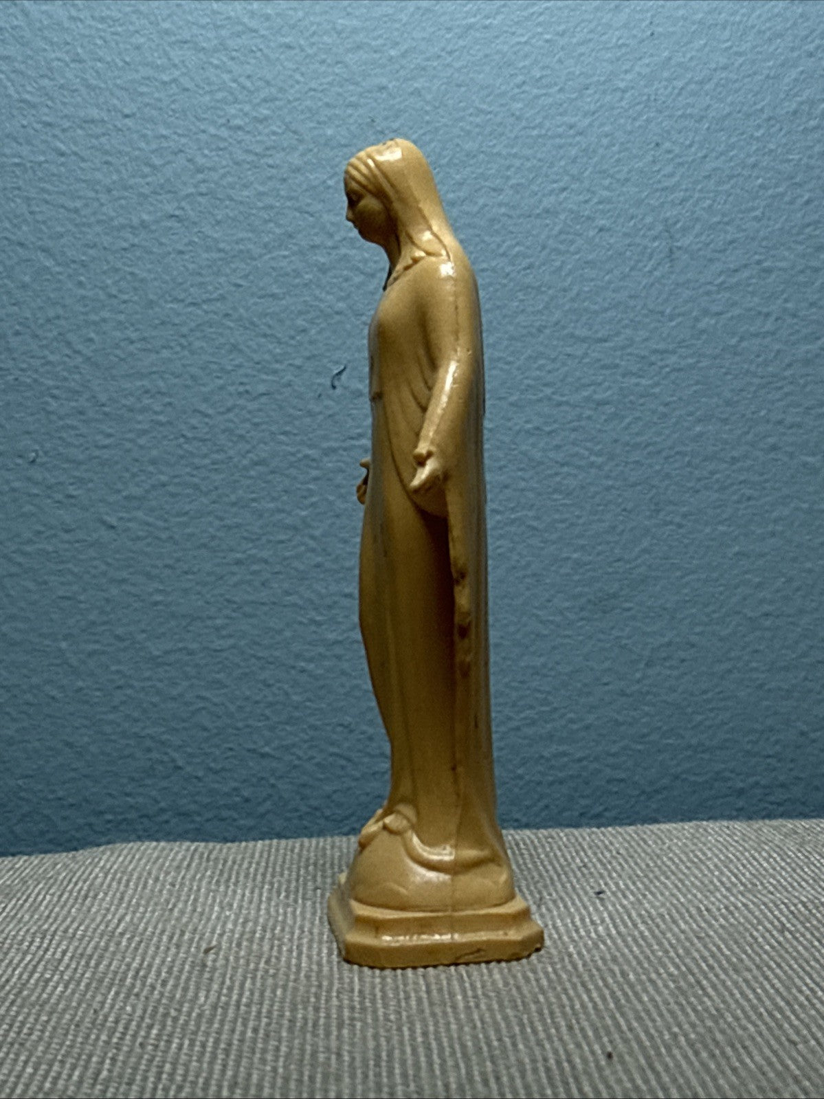 Vintage Virgin Mary Figurine Hong Kong Religious Catholic Statue Gold Plastic 3"