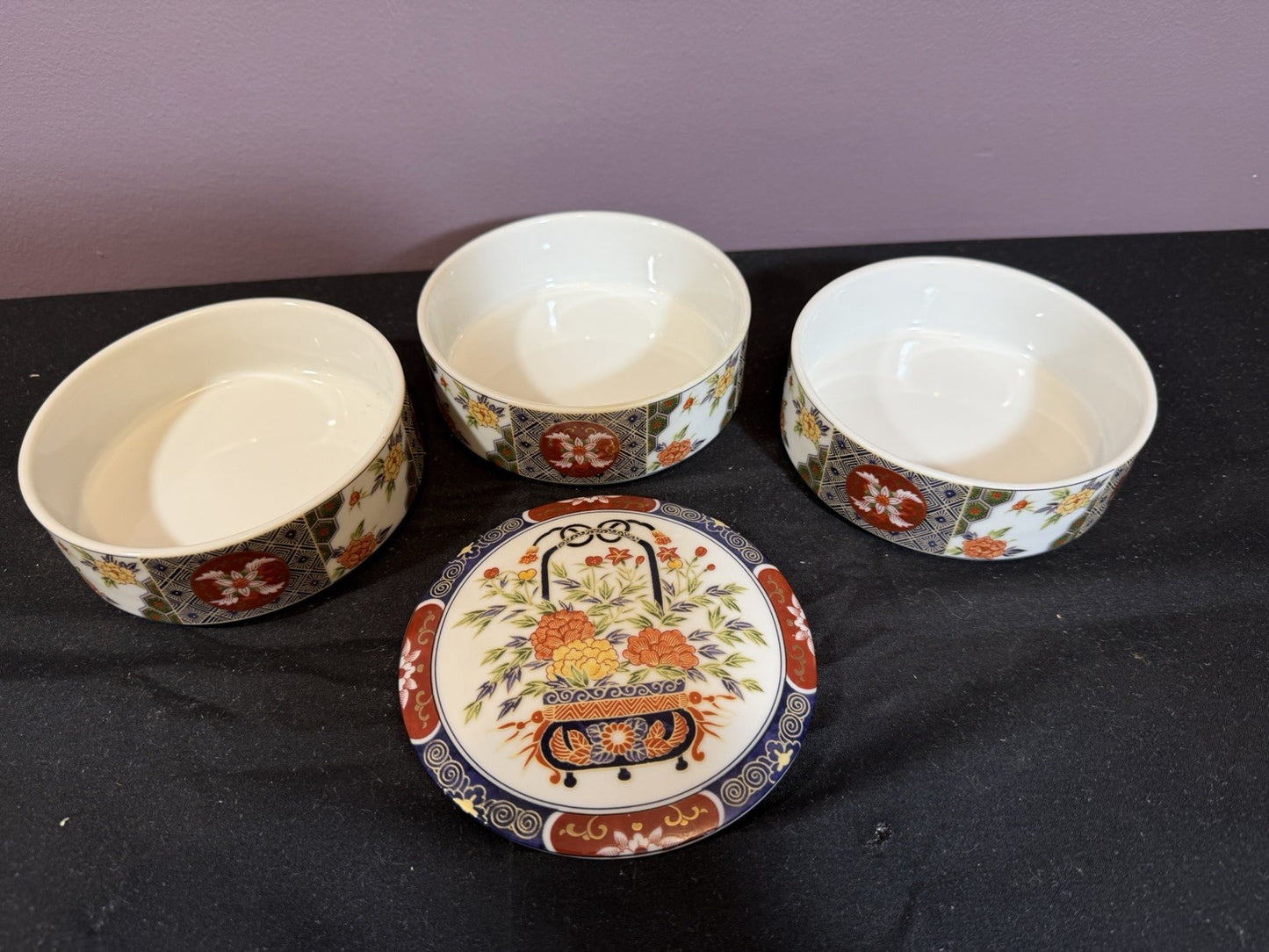Vintage Toyo Ko Imari Japanese Porcelain 3 Tier Stacking Bowls & Lid