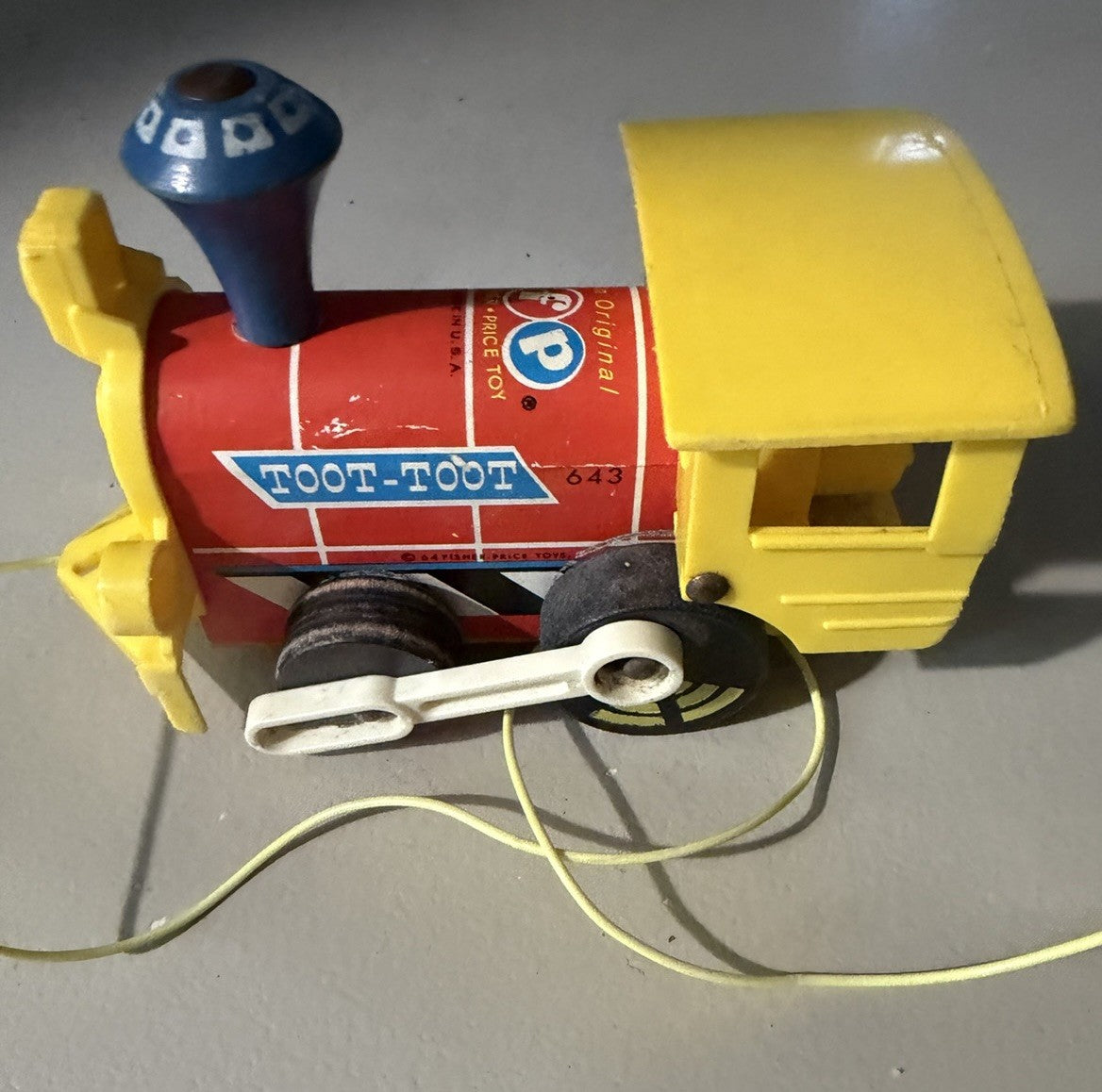 Vintage 1964 Fisher Price Toot Toot Train #643 Wood Plastic Pull Toy Original