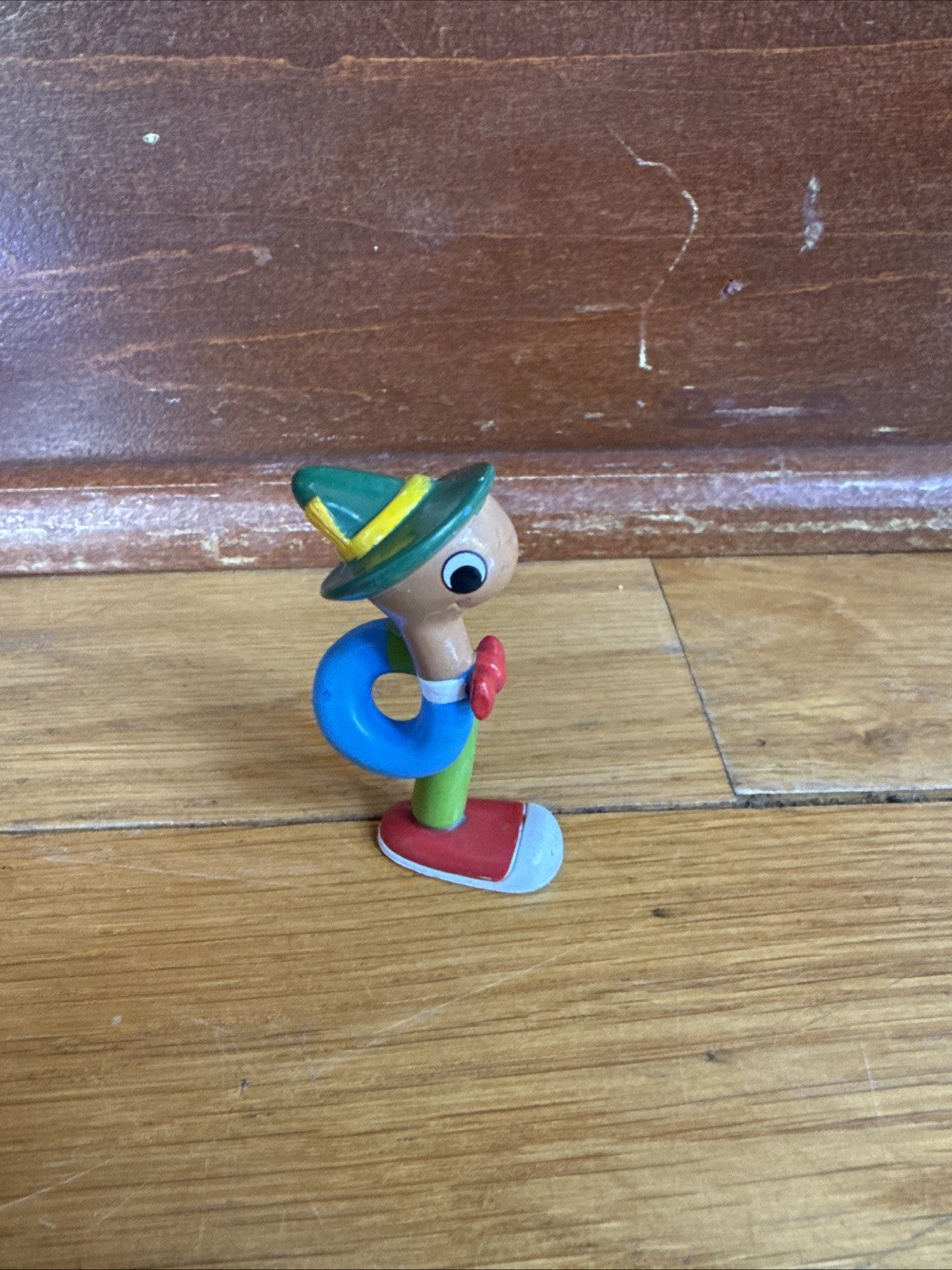Vintage 1995 Richard Scarry Lowly Worm PVC Figure Vintage 2.5" Toy Rare