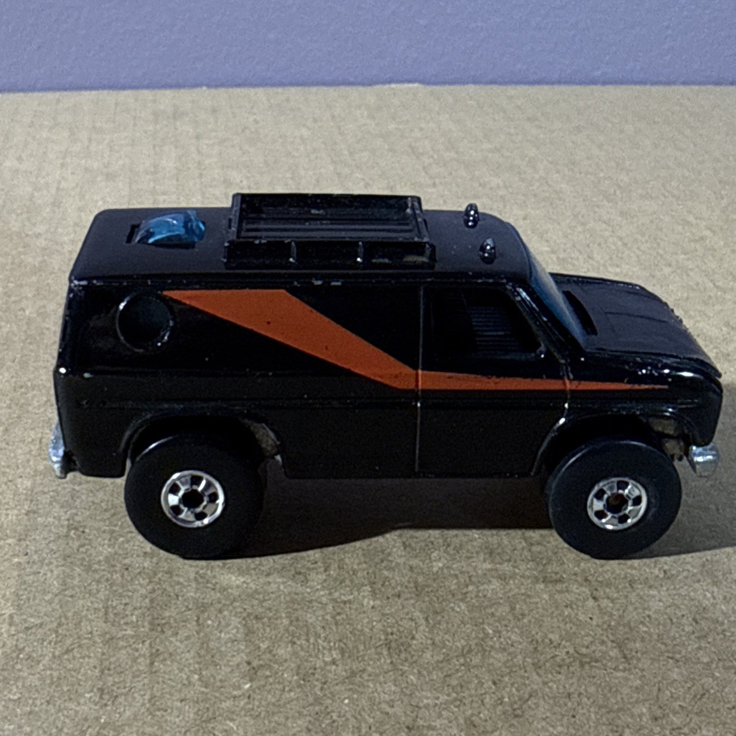 Vintage 1987 Hot Wheels Trailbuster Baja Breaker A-Team Van Hood Opens