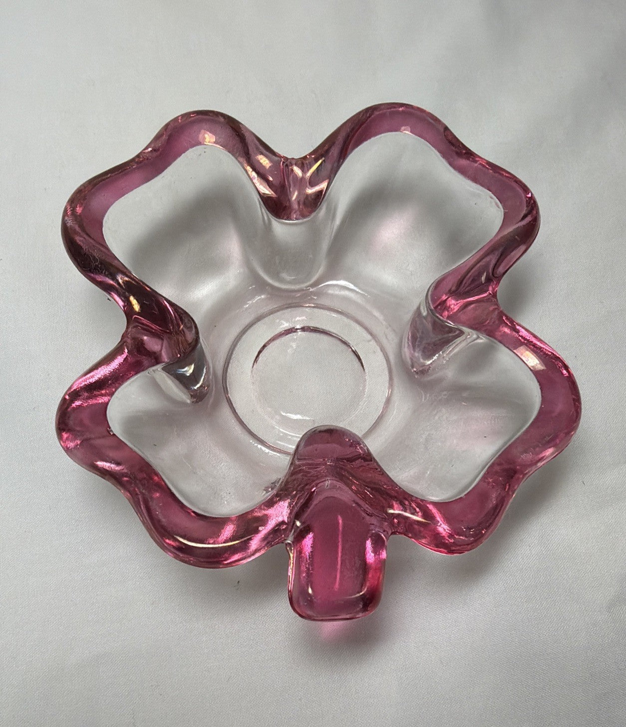 Vintage Pink Glass Four Leaf Clover Candy Dish Trinket Bowl 4”