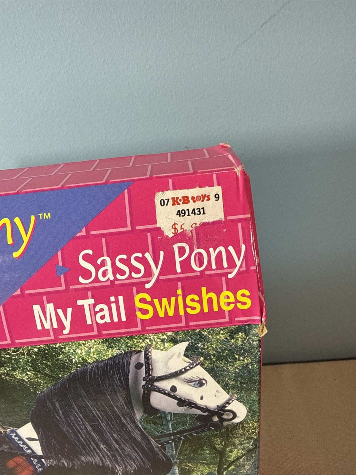Vintage 1997 Barbie Walking Pony Sassy Pony Tail Swishes Mattel NIB